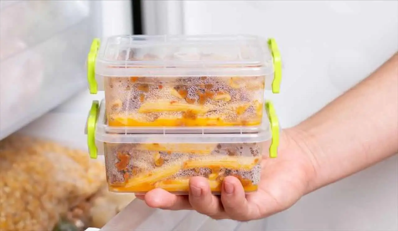 Plastica ingiallita? ecco Il trucco facile per farla tornare bianca come nuova in pochi minuti Immagine selezionata