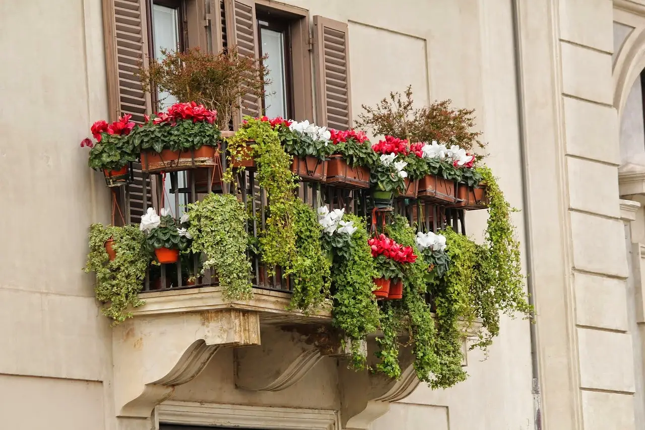 Ecco come sistemare il balcone per renderlo più accogliente Immagine selezionata