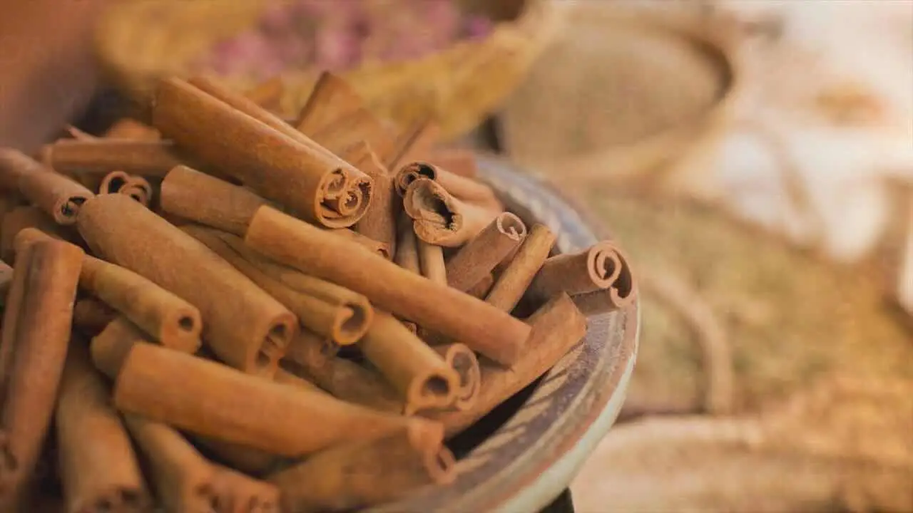 Non solo nei dolci: la cannella è il segreto che ti svolta le faccende di casa! Immagine selezionata